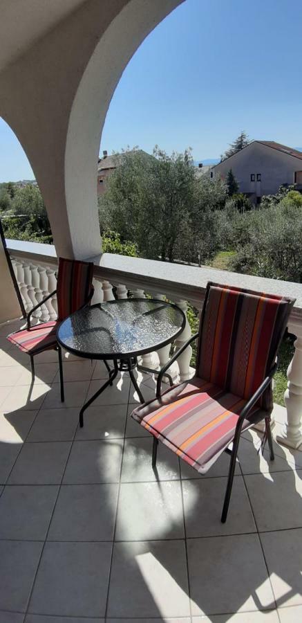Apartments Rendulic Malinska Exterior foto